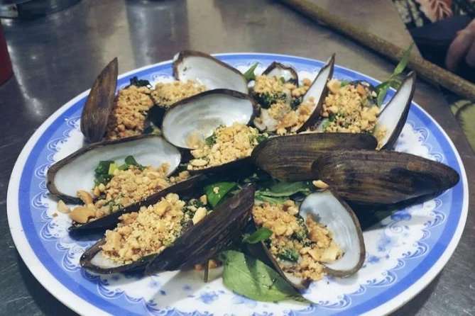 Ho Chi Minh City: Street Food Walking Tour with 12 Tastings - The 12 tastings: what each stop is for