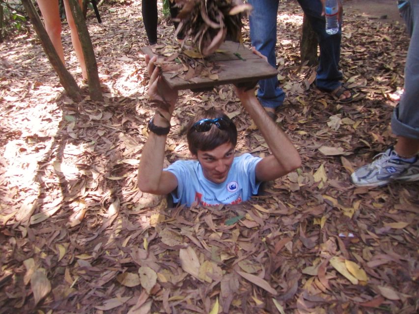 Ho Chi Minh: Cu Chi Tunnels tour halfday private with lunch - Mantraps, bomb craters, and the scale of B52 strikes