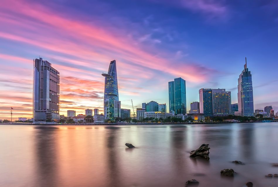Ho Chi Minh: Full-Day Private City Tour - Chinatown’s Thien Hau Temple and the Canal View