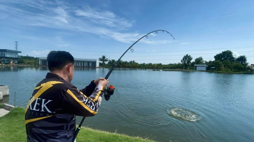 Ho Chi Minh: Giant Monster Fishing Day Tour - Lunch at Noon: Back on Your Feet, Back in the Water