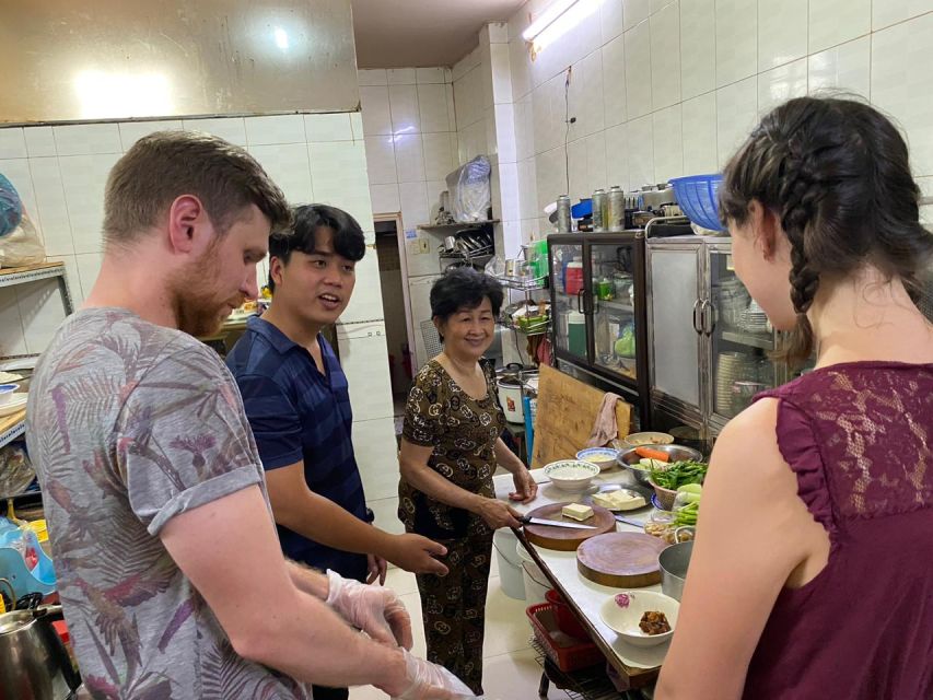 Ho Chi Minh: Local Cooking Class At Auntie's Home - The dishes you’ll cook: standard and vegetarian menus