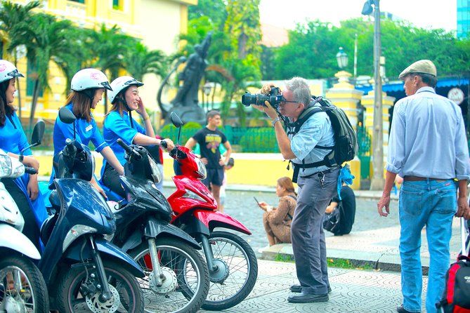 Ho Chi Minh Night Tour by Motorbikes with Female Rider | KissTour - Hồ Thị Kỷ Flower Market: Color, Motion, and Snacks Between Blooms