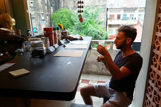 Ho Chi Minh - Vietnamese Vegan Food Experience By Scooter - Pickup, helmets, and what’s actually included