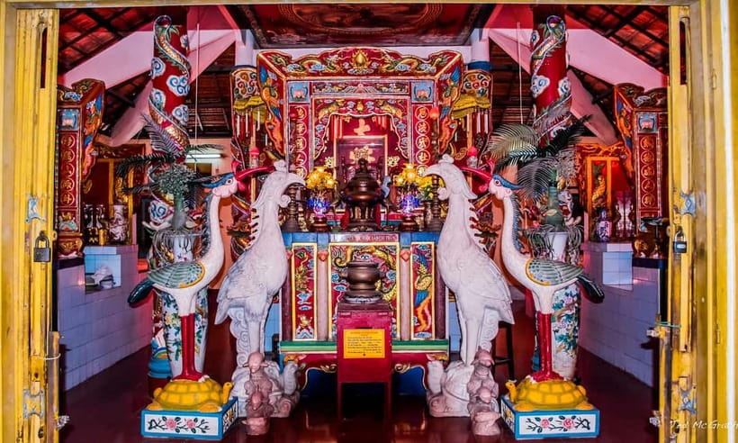 Ho Chi Minh: Vung Tau 1-Day Tour with Christ Statue & Lunch - Whale Temple (Lang Ca Ong): A Fishermen’s Belief System