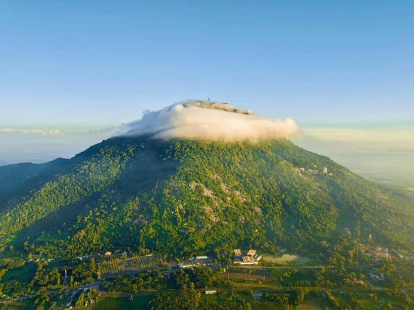 Ho Chi Minh:Small Group Black Virgin Mountain,Cao Dai Temple - Cable car to the Bà Đen pagoda: views with a built-in break