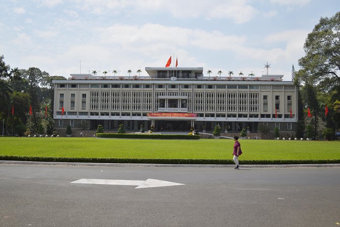 Individual Saigon city tour as a private tour - Saigon Notre Dame Cathedral and the Central Post Office: classic center landmarks