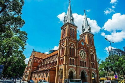 Jeep tour Sai Gon Private half day culture and history tour - Thích Quảng Đức Memorial and wartime secrets under the surface