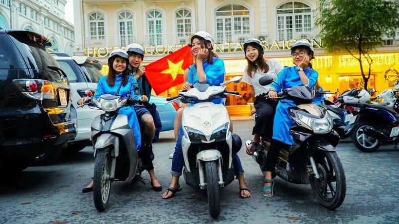 KISSTOUR | Motorbike Food Tour Female Drivers in Ho Chi Minh - An all-female motorbike food tour that feels more personal