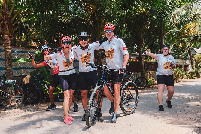 Mekong Delta 4 Days Cycling Trip-Off the Beaten Track - Day 3 in Tra Vinh and Can Tho: Khmer Culture and Lotus Season