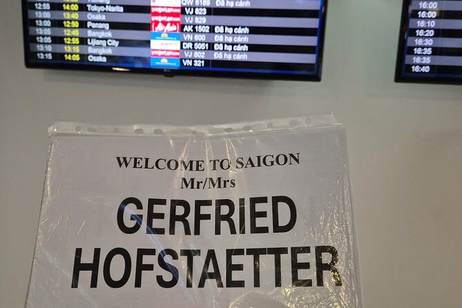 Premium Fast Track Service at Ho Chi Minh City Airport - Where You Meet and What to Bring