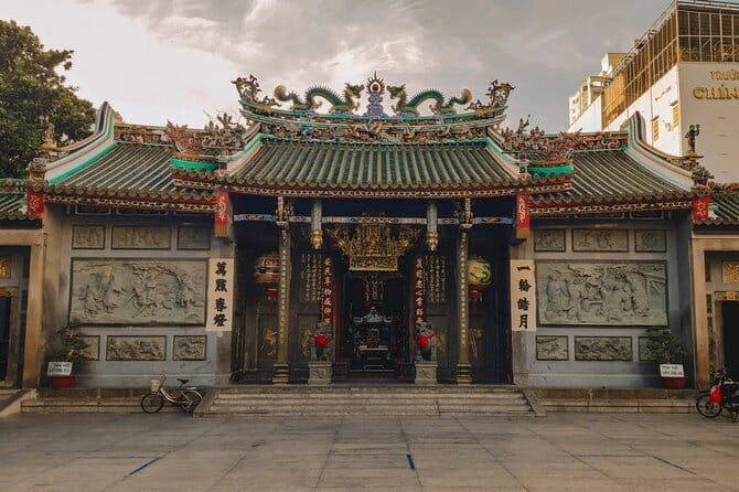 Private China Town Walking Tour in Ho Chi Minh City - Cho Lon in 3–4 Hours: Why This Chinatown Walk Feels Different