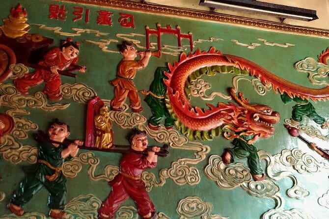 Private China Town Walking Tour in Ho Chi Minh City - Ong Bon Pagoda: The Sky God and Temple Design Clues