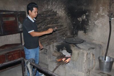 Private Cu Chi Tunnels Half-Day Afternoon Tour - Getting out of Ho Chi Minh City: the private ride that shapes the day