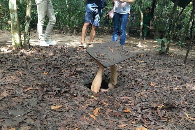 Private Cu Chi Tunnels Tour by air-conditioned car from Saigon - The drive out of the city: rice terraces and a calmer pace