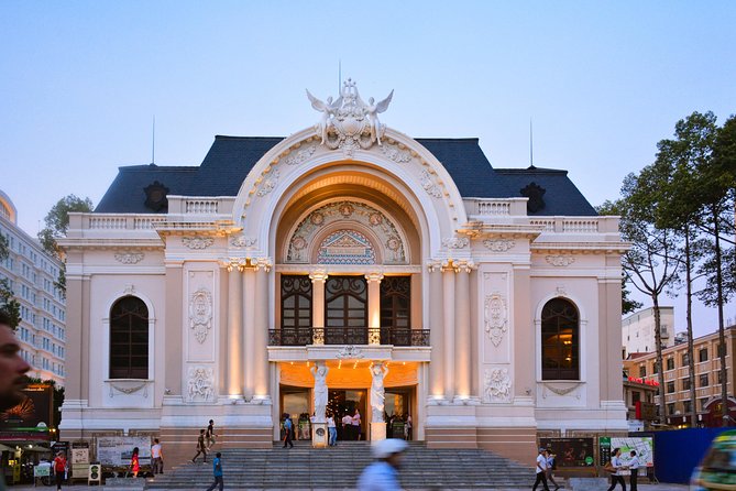 Private Ho Chi Minh City Tour - Ben Thanh Market: the perfect finish, if you like energy