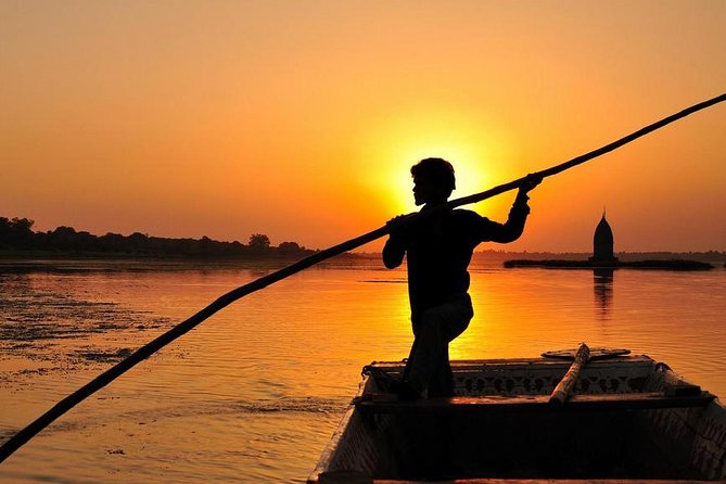 PRIVATE Luxury Sunset Mekong AFTERNOON TRIP with BBQ DINNER & COOK CLASS - Fishing, Traditional Music, and a Python Photo Moment