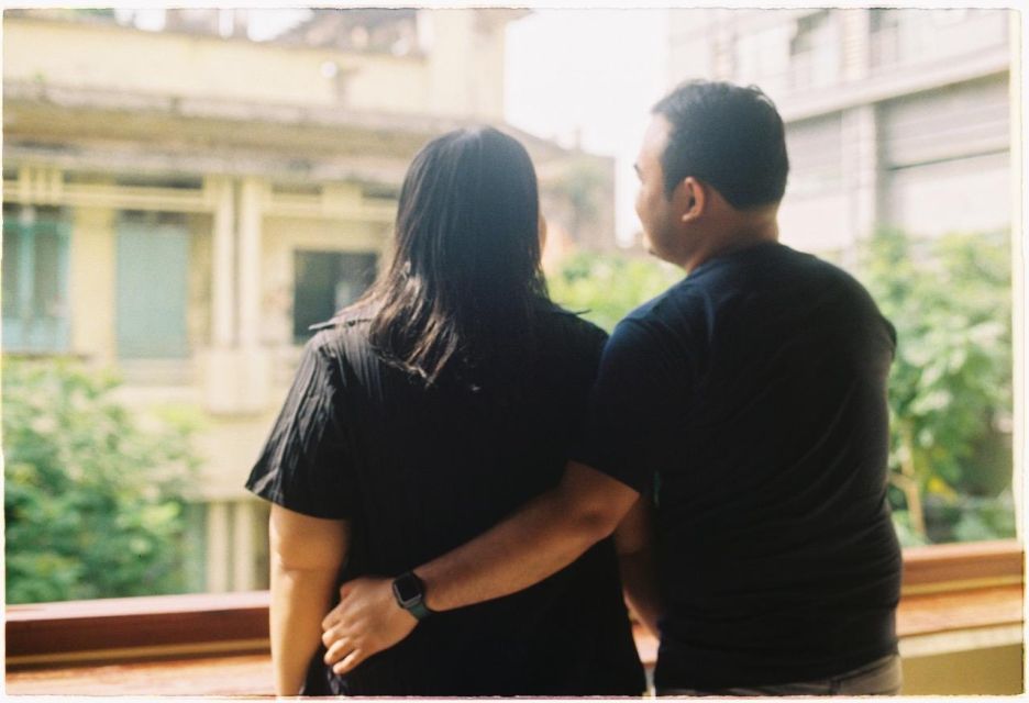 Private Photography Tour & Ho Chi Minh City Exploration - Couples: Turning a Walk Into a Love Story Frame