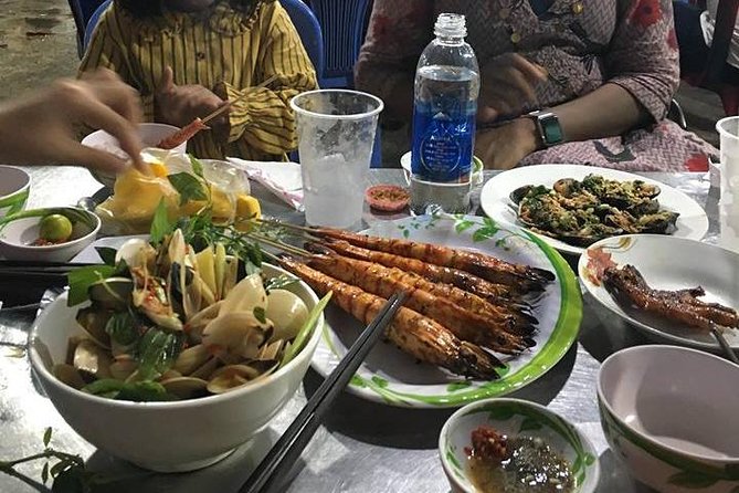 Private Saigon Street Food Tour with Motorbike - Stop 1: rice paper salad and coconut or tropical juice