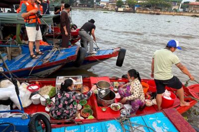 Private Scooter Street Food Tour in Saigon with 11 Tastings - The food lineup: more than a list of dishes