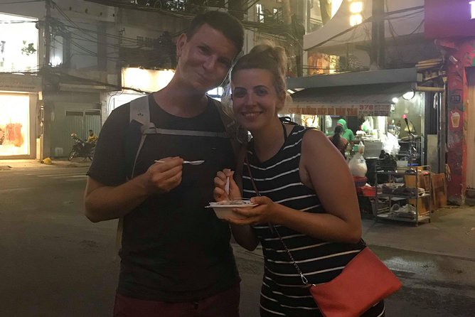Private sight-seeing motorbike tour with local expert/student in HCMC - Stop 3: District 5 Chinatown lanes (Chợ Lớn) and the food street rhythm