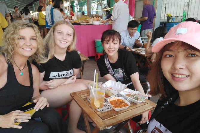 Private sight-seeing motorbike tour with local expert/student in HCMC - Stop 5: Ho Thi Ky Flower Market, the city’s color factory