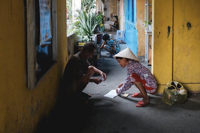 Private Sunset Photography Tour - Travel through history and time - Stop 3: Cong Vien 23 Thang 9 and the underground-photo advantage