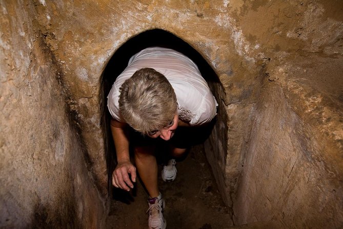 Private War Veteran CuChi Tunnels 1/2 Day Tour - Food, tea, and lunch: included breaks that change the rhythm