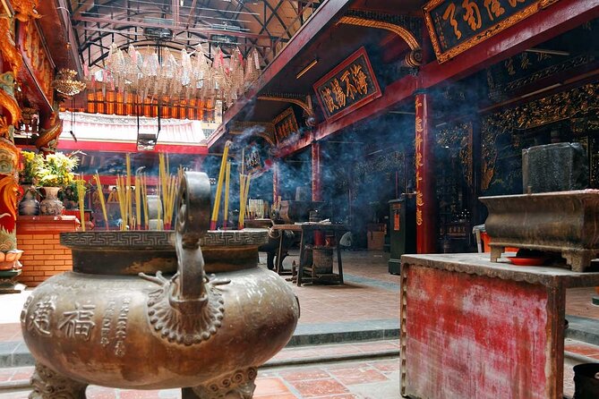 Sai Gon City Full Day Tour - Lunch and the Ride Out Toward Cu Chi