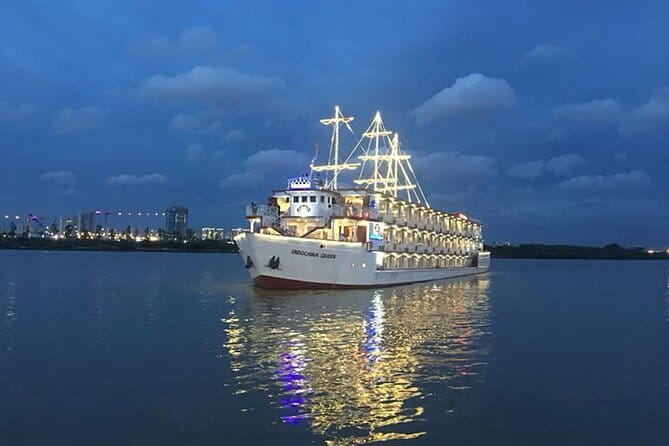 Sai Gon City Tour and Dinner On Cruise Half Day - Food, music, and the “chef-prepared” promise (how to use it wisely)