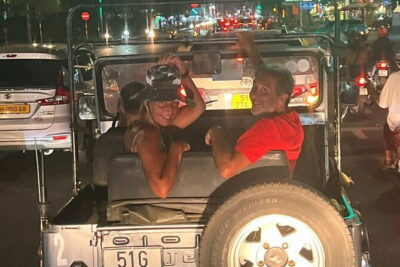 Saigon After Dark Foodie Tour by Army Open Air Jeep 4 Hours - Independence Palace Stop: History You Can Actually See, Plus a Food Shift