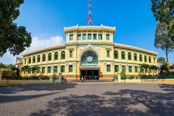 Saigon After Dark Foodie Tour by Army Open Air Jeep 4 Hours - Thich Quang Duc Monument and Dinner at a Local Restaurant