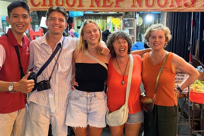Saigon By Night: Authentic Street Food Scooter Adventure - Nước mía and a surprise dessert finale