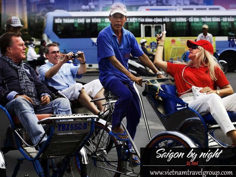 Saigon by Night: Traditional Dinner Cruise - Small Details That Improve Your Night