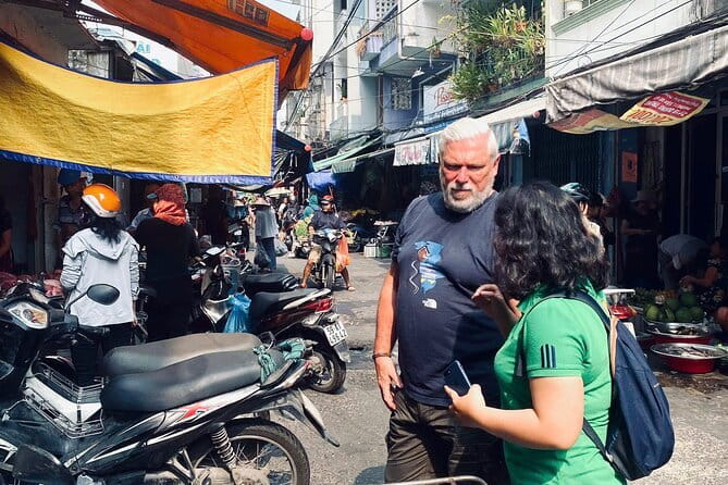 Saigon Local Sightseeing Free Walking Tour - Walking Local Alleys: How Saigon Looks Between the Landmarks