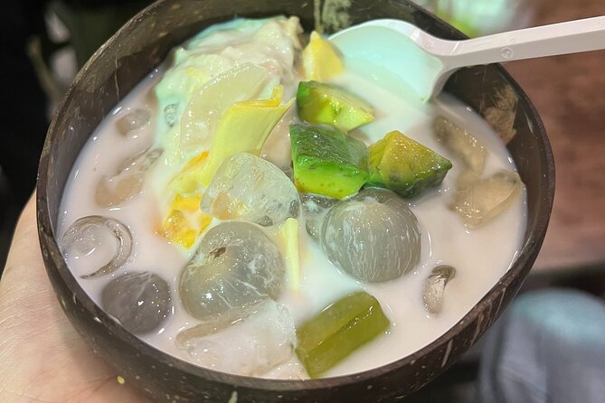 Saigon Street Food By Night - Foodie City Private Tour With Local Guide - Iced Sweet Tofu (Dau Hu Da): A Cooler Finish That Still Feels Like Dinner