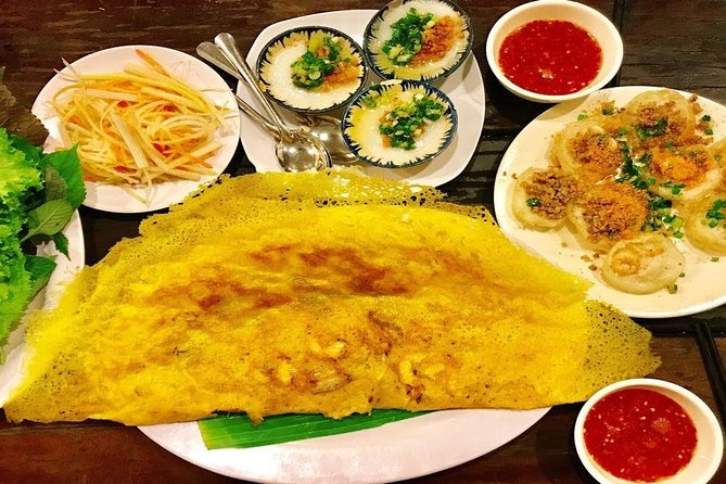 Taste the Unreal Street Food Walking Tour in Saigon - District 3: Standing Where the Food Actually Happens