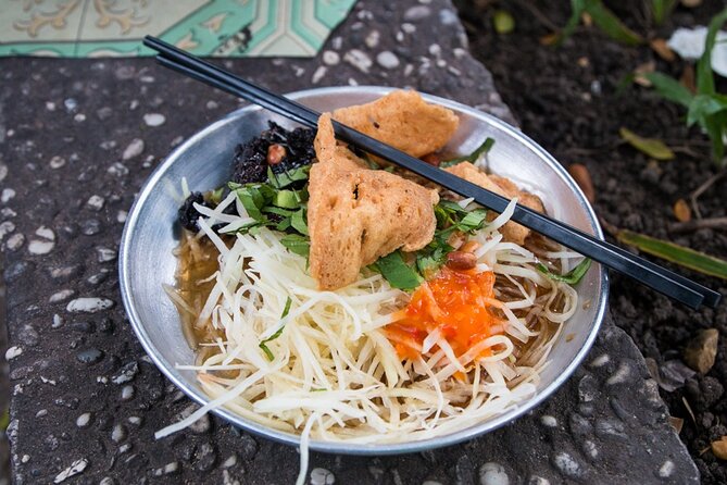 The 10 Tastings of Ho Chi Minh City With Saigon Vibes - Guides like Ken, Jo, and Kris: English help plus real street skills