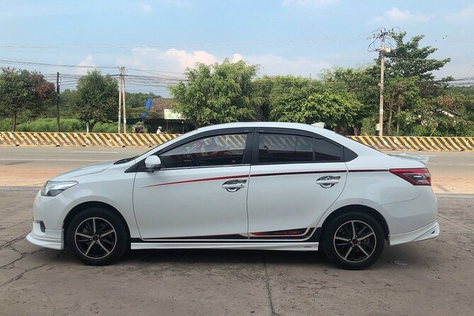 (TOP) Private car: Ho Chi Minh Airport (SGN) from/to HCM center - Luggage reality check: suitcase counts and what might be tricky