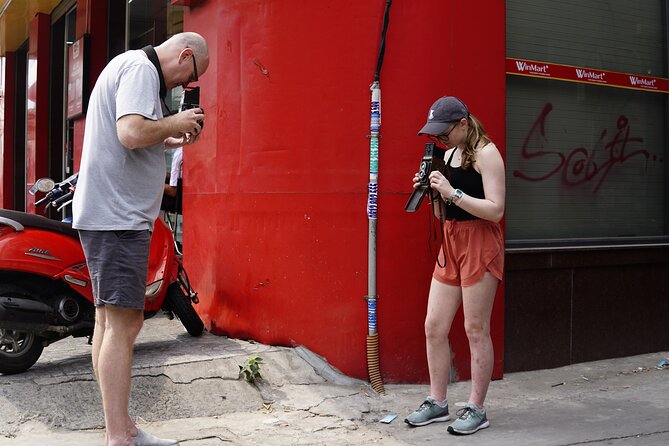 Using Medium Format film camera to discover Saigon - What to Expect: Timing, Group Size, and the Flow of the Walk