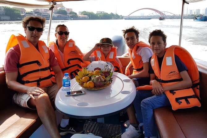 VIP Tour in Saigon: New Year’s Eve Fireworks 2027 by SpeedBoat - Meeting at Saigon Waterbus: how to handle New Year’s Eve timing