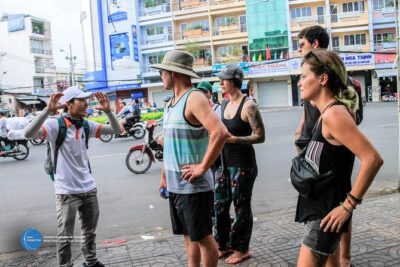 Walking Tour - Where You Meet and How the Private Pace Helps