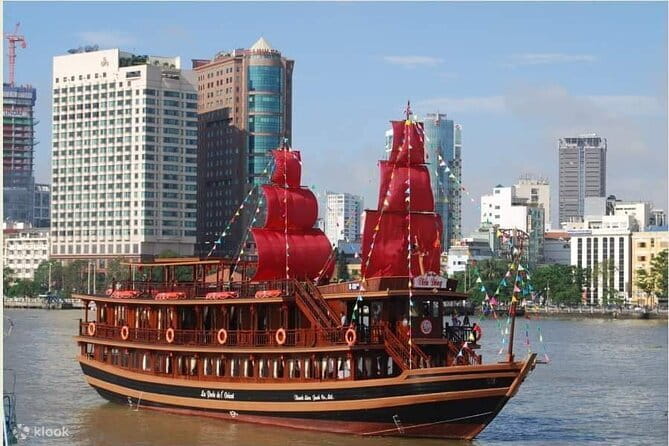 Water Puppet Show And Dinner Cruise On Saigon River Private Tour - A 6:00 pm plan that fits Ho Chi Minh City’s evening mood