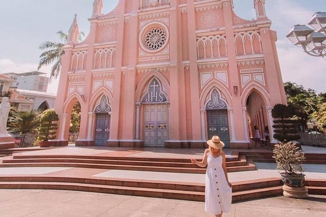 ️ Ho Chi Minh City Instagram Tour: Hidden Gems (Private & All-Inclusive) - Tan Dinh Church (Pink Church): The Color That Does the Work